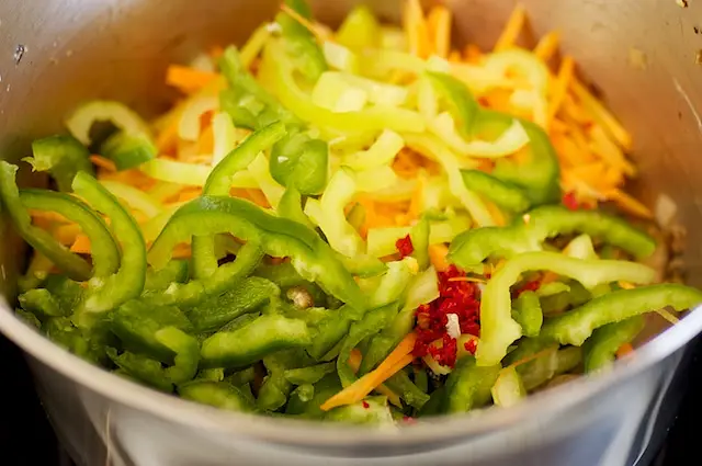 Add the remaining veggies.