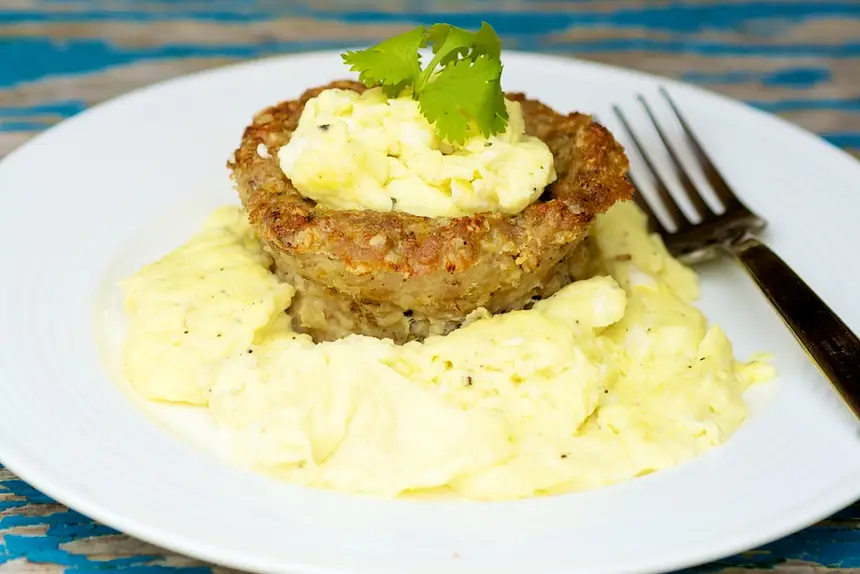 Baked Sausage Cups & Scrambled Eggs