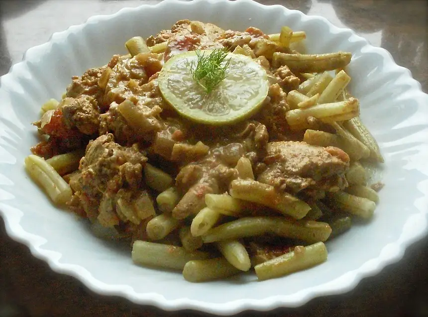 Kukul Mus Thakkali or Chicken & Tomato Curry
