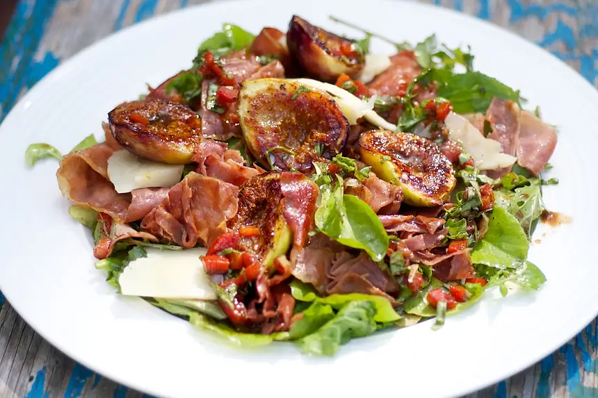 Grilled Figs, Prosciutto & Arugula Salad