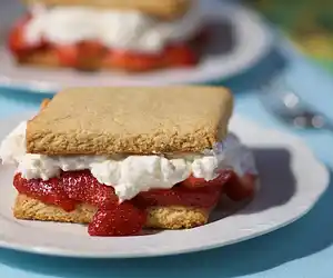 Strawberry Shortcakes