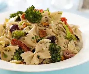 Broccoli, Olives & Feta Pasta Salad