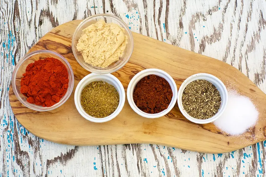 First make the dry spice rub.