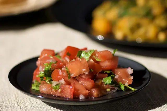 Easy Tomato & Red Onion Salad