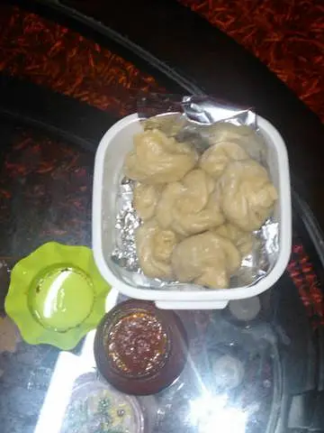 Momos