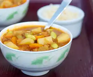 Curry Potato, Edamame & Lentil Soup