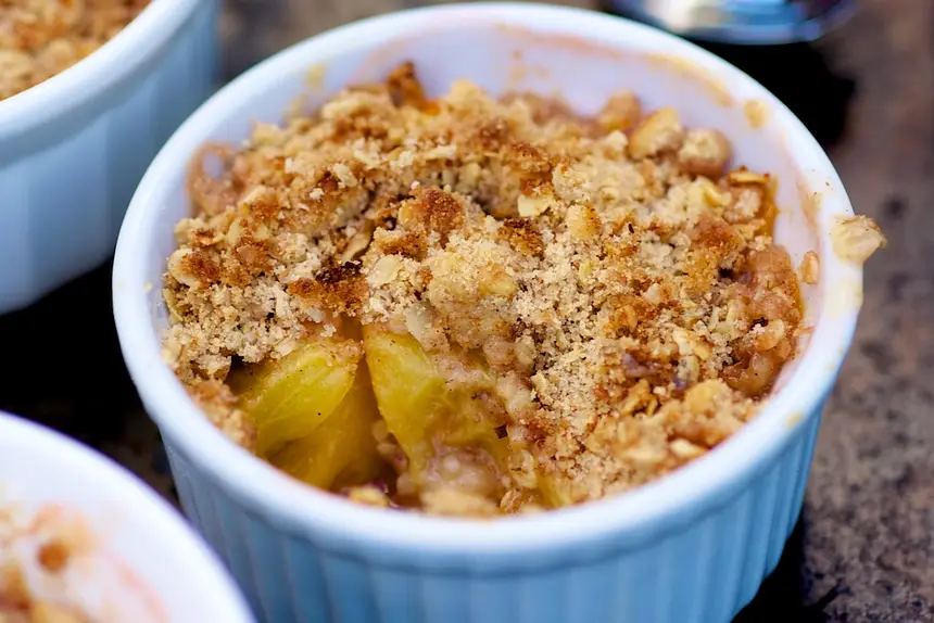 Peach Crumble