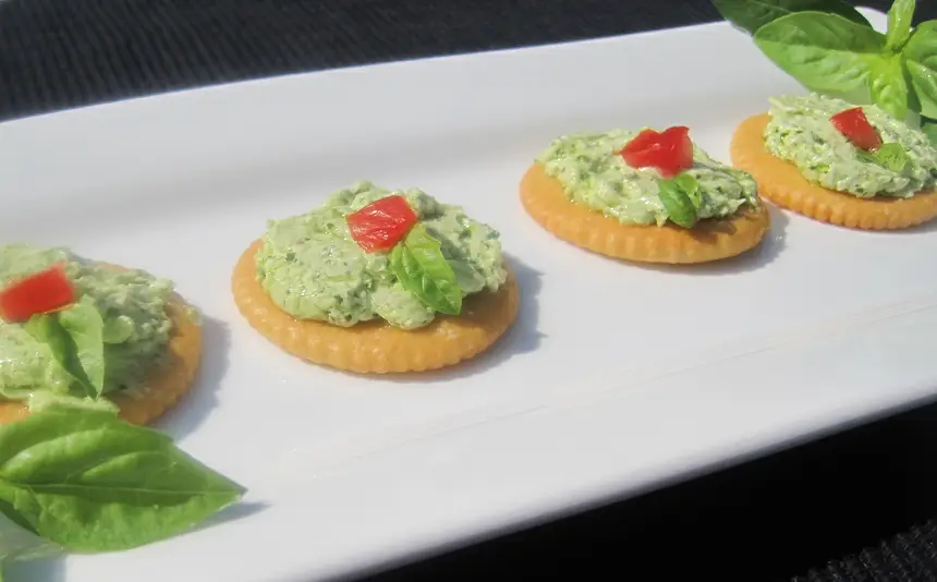 Easy Pesto Cheese Spread