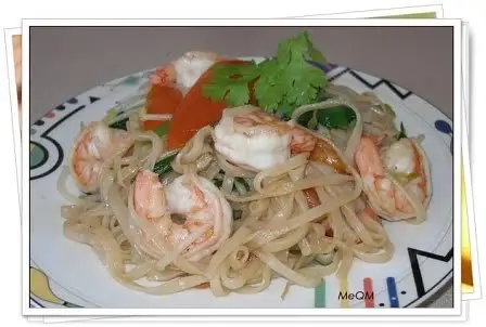 Stir-fry Shrimp, Vegetables with Noodles