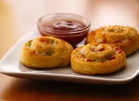 Pizza Pepperoni Pinwheels 