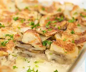 Homestyle Scalloped Potatoes & Mushrooms