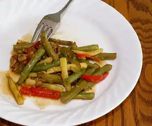 Balsamic Green Beans & Pepper