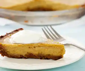 Pumpkin Pie with Gingersnap Crust