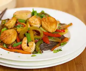 Shrimp & Sea Scallop Stir-Fry