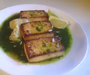 Broiled Tofu With Cilantro Pesto