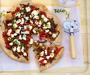 Boboli Pizza with Garlic, Peppers & Goat Cheese