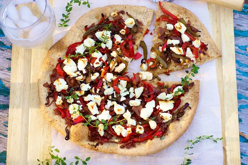 Boboli Pizza with Garlic, Peppers & Goat Cheese