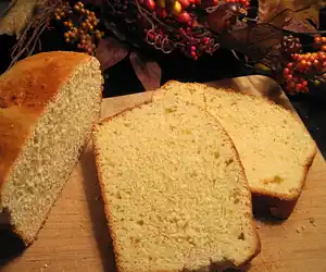 Best Portuguese Sweet Bread (Bread Machine)