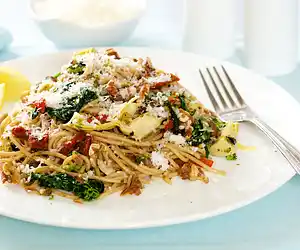 Mediterranean Spaghetti with Toasted Walnuts