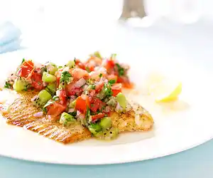 Paleo Kiwi Tomato Salsa with Tilapia 