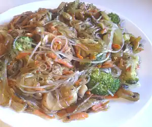 Bean Thread Vegetable Stir-Fry