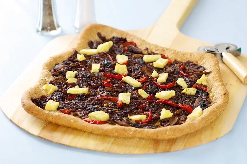 Caramelized Onion, Mushroom & Garlic Oil Flatbread 