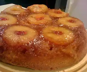 Classic Pineapple Upside-Down Cake