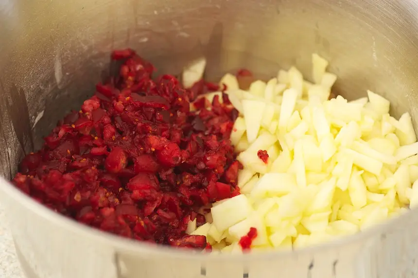 Prepare the topping.