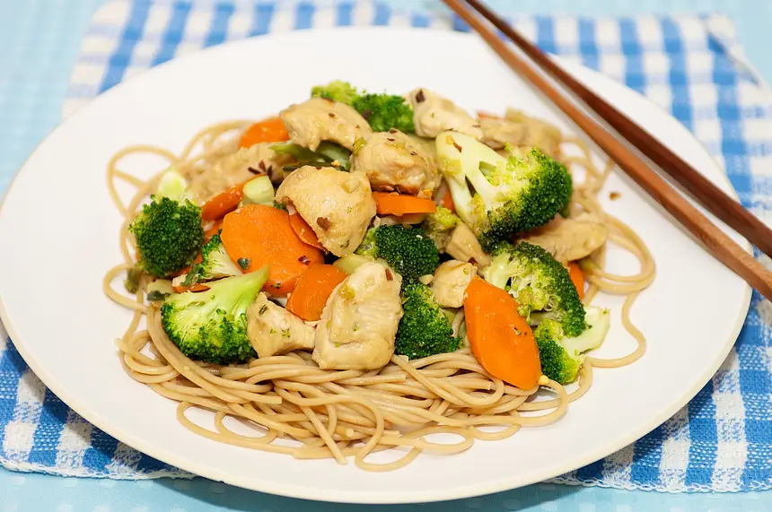 Oriental Chicken & Vegetable Stir-Fry