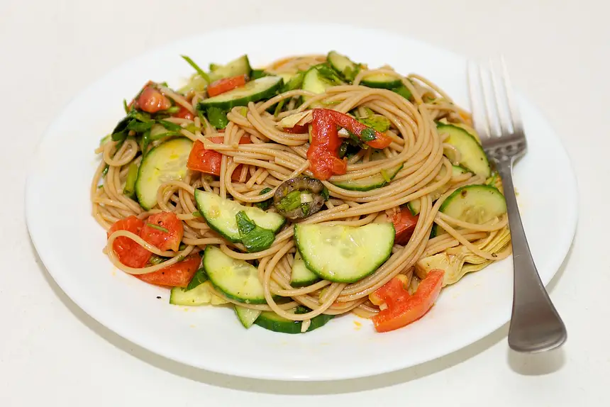 Artichoke Hearts, Cucumber, & Tomato Pasta