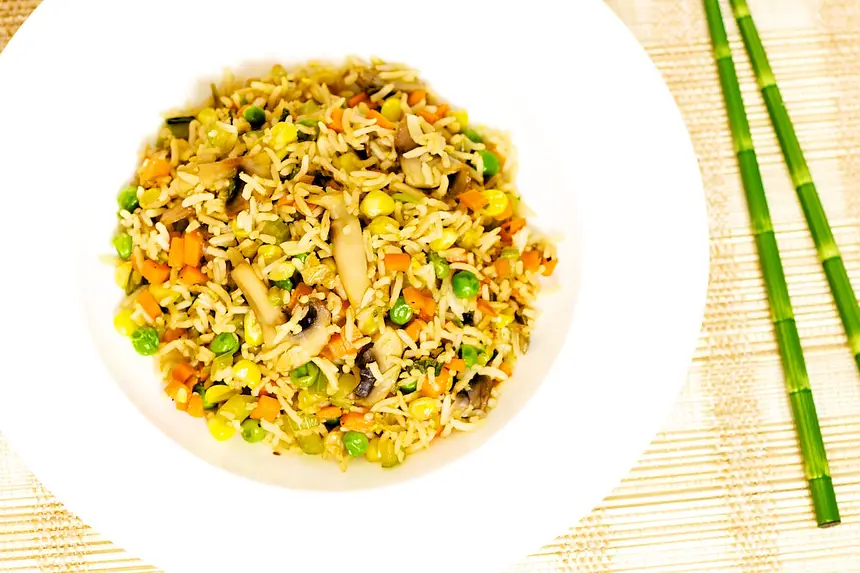Carrot, Peas & Mushroom Fried Rice 