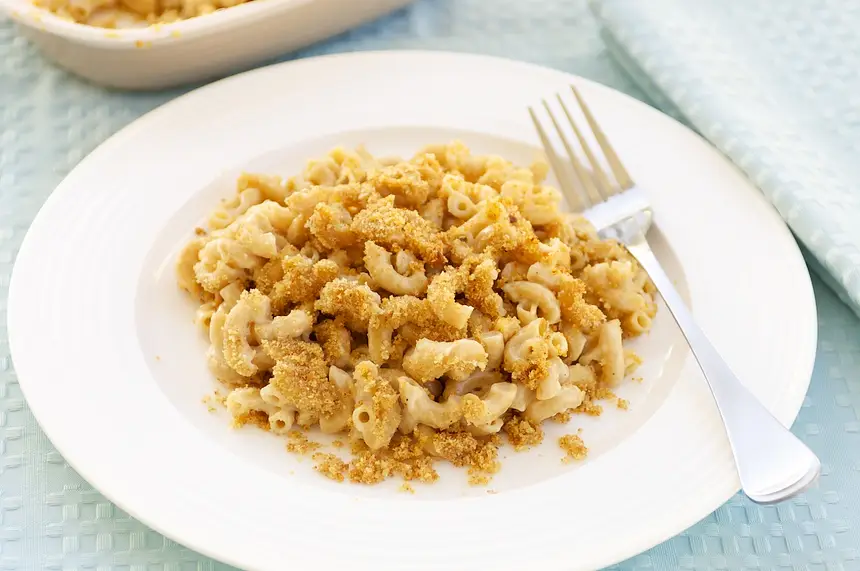Old-Fashioned Macaroni & Cheese
