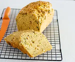 Beer Cheddar Onion Bread
