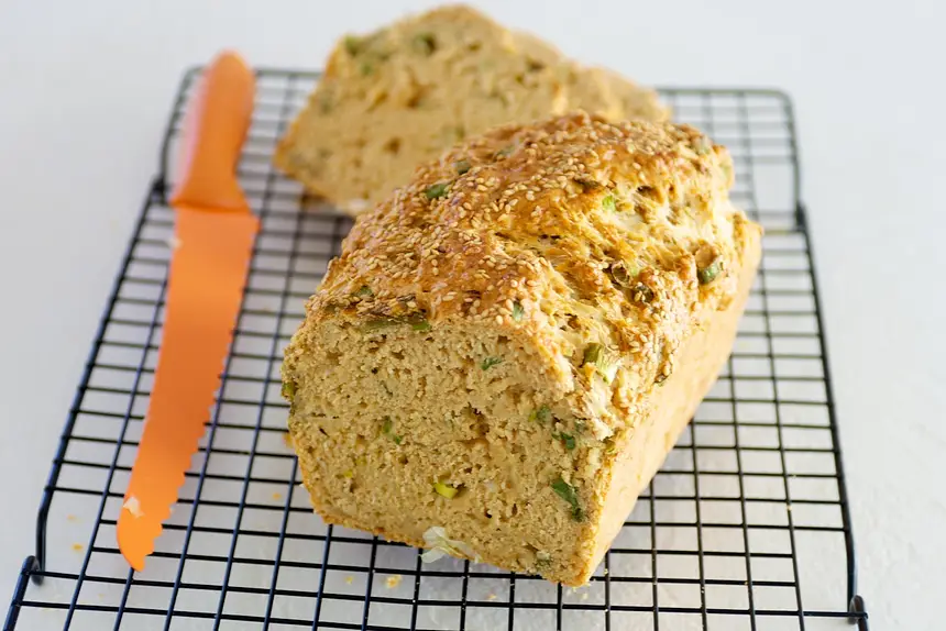 Beer Cheddar Onion Bread