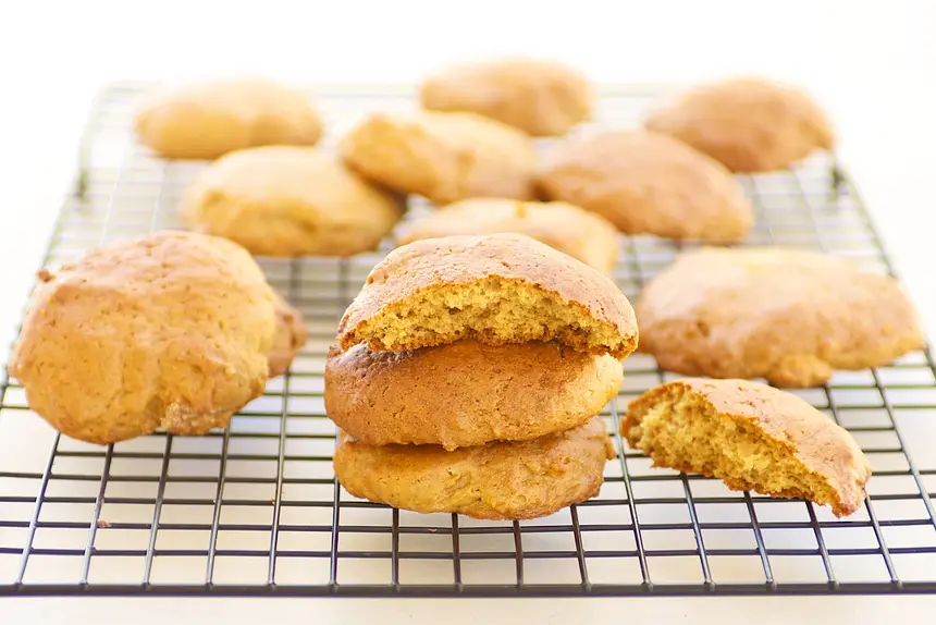 Chewy Applesauce & Peanut Butter Cookies
