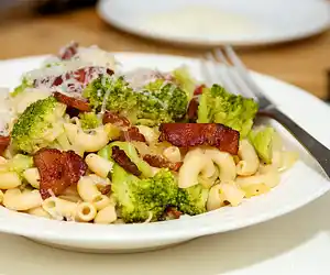 Lucia's Broccoli & Macaroni
