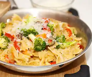 Warm Pasta with Broccoli, Bell Pepper & Parmesan