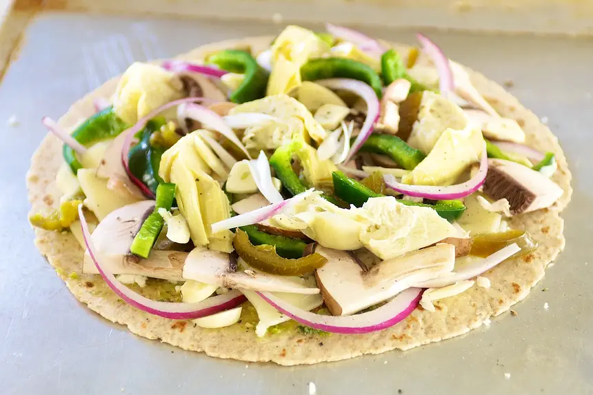 Easy Breakfast Tortilla Pizza