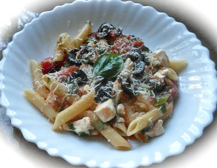 Penne with Tomato, Black Olive & Feta