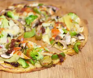 Broccoli, Mushroom & Sun-Dried Tomato Tortilla Pizza