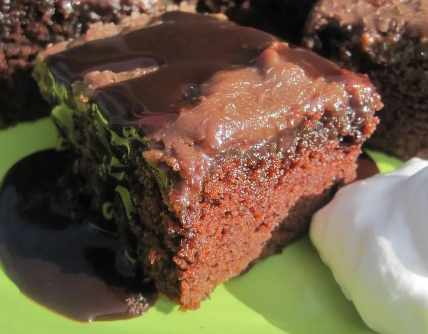 Easy DIY Chocolate Sauce
