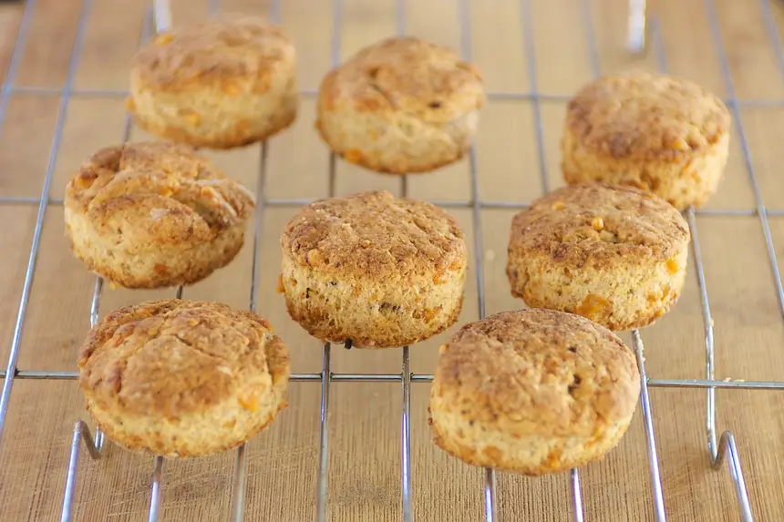 Whole Wheat Cheddar-Pepper Biscuits