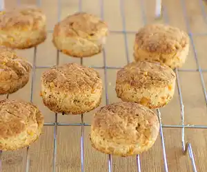 Whole Wheat Cheddar-Pepper Biscuits