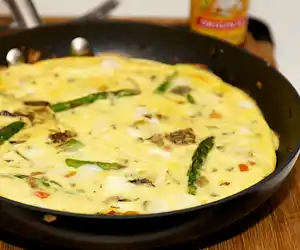 Asparagus, Mushroom & Bell Pepper Frittata 