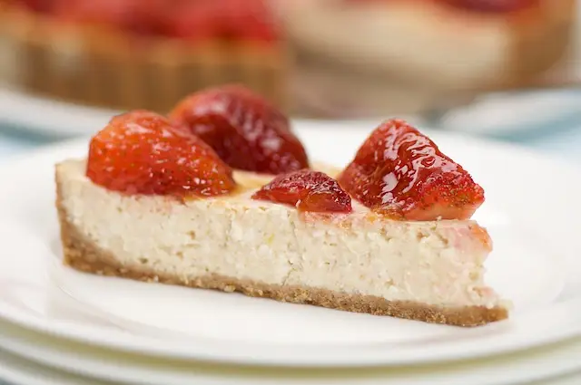 Low Fat Strawberry Cheesecake