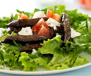 Grilled Portobello Salad with Goat Cheese