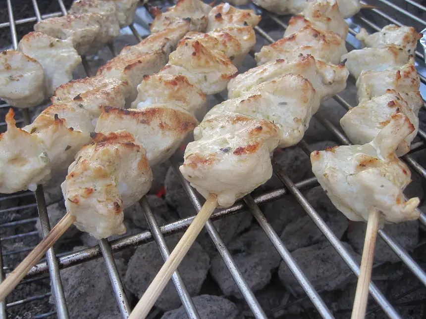 Chicken Souvlaki with Tzatziki Sauce