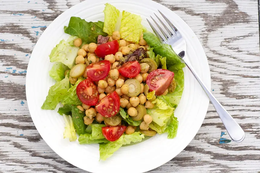 Chickpea, Tomato & Olive Salad 