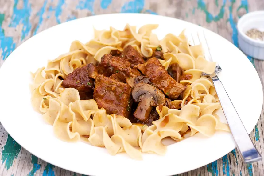 Beef Tips in Red Wine Sauce