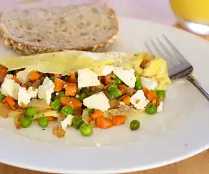 Vegetable Omelet with Cheese